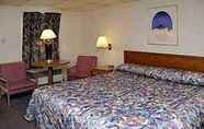 Kamar Tidur 6 Rodeway Inn Westminster