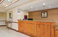 Lobby 4 Best Western Executive Inn