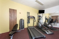 Fitness Center Days Inn by Wyndham Evanston WY