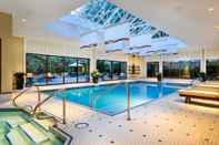 Swimming Pool La Grande Residence Vancouver at The Sutton Place Hotel