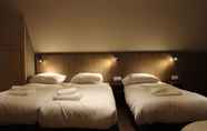 Bedroom 6 Aston City Hotel