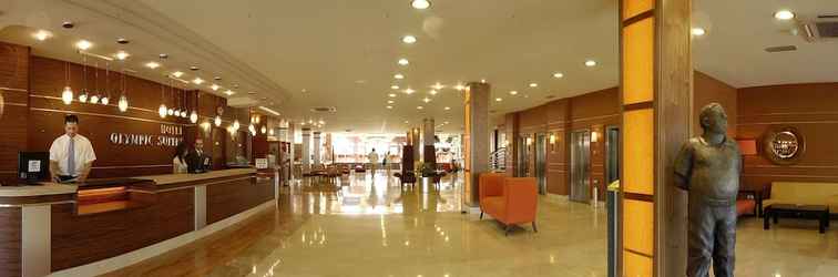 Lobby Evenia Olympic Suites