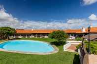 Swimming Pool Hotel Sporting