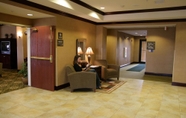 Lobby 6 Hampton Inn Stow