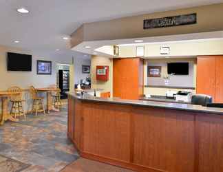 Lobby 2 Americas Best Value Inn & Suites International Falls