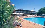 Swimming Pool 2 Hotel Marina Uno