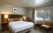 Kamar Tidur 2 The Juniper Hotel