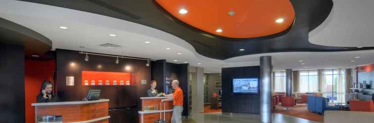 Lobby Courtyard by Marriott Medford Airport