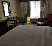 Bedroom 4 Hilton Garden Inn Oxnard/Camarillo