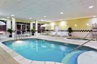 Swimming Pool Hilton Garden Inn Springfield, IL.
