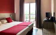 Bedroom 3 Nerja Club by Dorobe Hotels