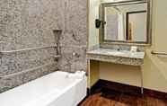 In-room Bathroom 4 Super 8 by Wyndham San Antonio/Alamodome Area