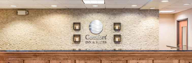 Lobby Comfort Inn & Suites Sheridan