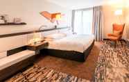 Bedroom 2 Radisson Blu Hotel, Paris Boulogne
