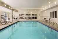 Swimming Pool Hampton Inn Wichita Falls Sikes Senter Mall