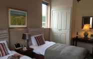 Kamar Tidur 4 Taunton House Hotel