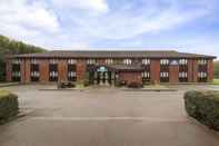 Bangunan Days Inn by Wyndham Bridgend Cardiff M4