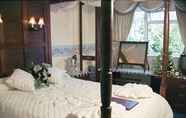 Kamar Tidur 7 Ardmore House Hotel