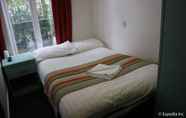 Kamar Tidur 4 Howard Winchester Hotel