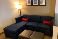 Common Space Comfort Suites Texas Ave.