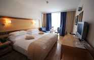 Bedroom 3 Hotel Lovec