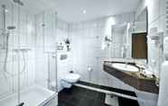 In-room Bathroom 4 Best Western Premier IB Hotel Friedberger Warte