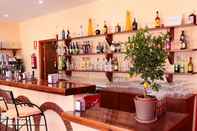 Bar, Cafe and Lounge Hotel Almazara