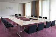 Ruangan Fungsional DoubleTree by Hilton Frankfurt Niederrad