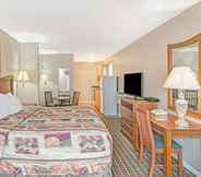 Bedroom 6 Days Inn by Wyndham Ridgefield