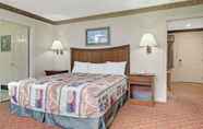 Bedroom 7 Days Inn by Wyndham Ridgefield