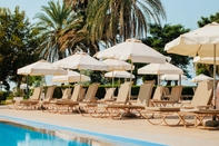 Swimming Pool Louis Imperial Beach