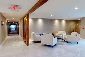 Lobby 4 Ramada by Wyndham Strasburg/Shenandoah Valley