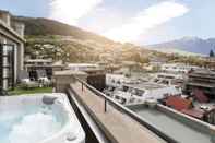 Swimming Pool Sofitel Queenstown Hotel & Spa