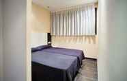 Kamar Tidur 6 Hotel Acacias Suites & Spa