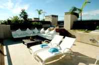 Kolam Renang Gran Hotel Guadalpin Banus