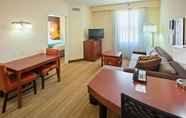 Common Space 6 Residence Inn by Marriott Louisville Downtown