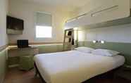 Bilik Tidur 6 ibis budget Aix Les Bains Nord