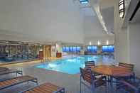 Swimming Pool Marriott Hartford Downtown
