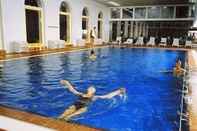 Swimming Pool Hotel Terme