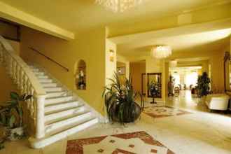 Lobby 4 Grand Hotel Mediterranee