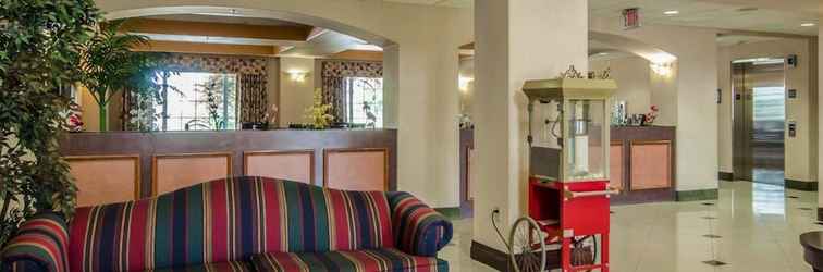 Lobby Sleep Inn & Suites Springdale West