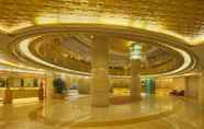 Lobby 5 Radisson Blu Hotel Shanghai New World