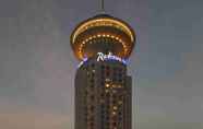 Bangunan 4 Radisson Blu Hotel Shanghai New World