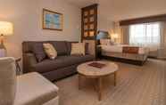 Common Space 2 Best Western Plus Vineyard Inn & Suites