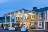 Exterior Colonial Inn Seekonk