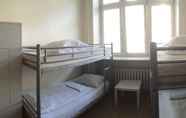 Bilik Tidur 3 All In Hostel / Hotel Berlin