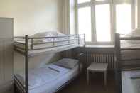 Bilik Tidur All In Hostel / Hotel Berlin