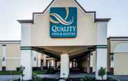 Exterior 5 Quality Inn & Suites Conference Center Across from Casino