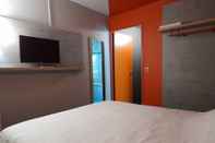 Bedroom Ibis Budget Fresnes