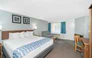 Bedroom 3 Gatlinburg River Inn